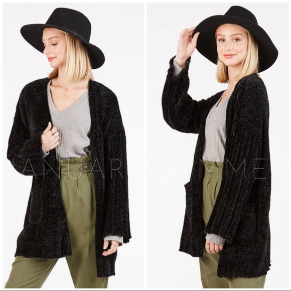 ❄️BLACK CHENILLE CARDIGAN - Picture 2 of 7